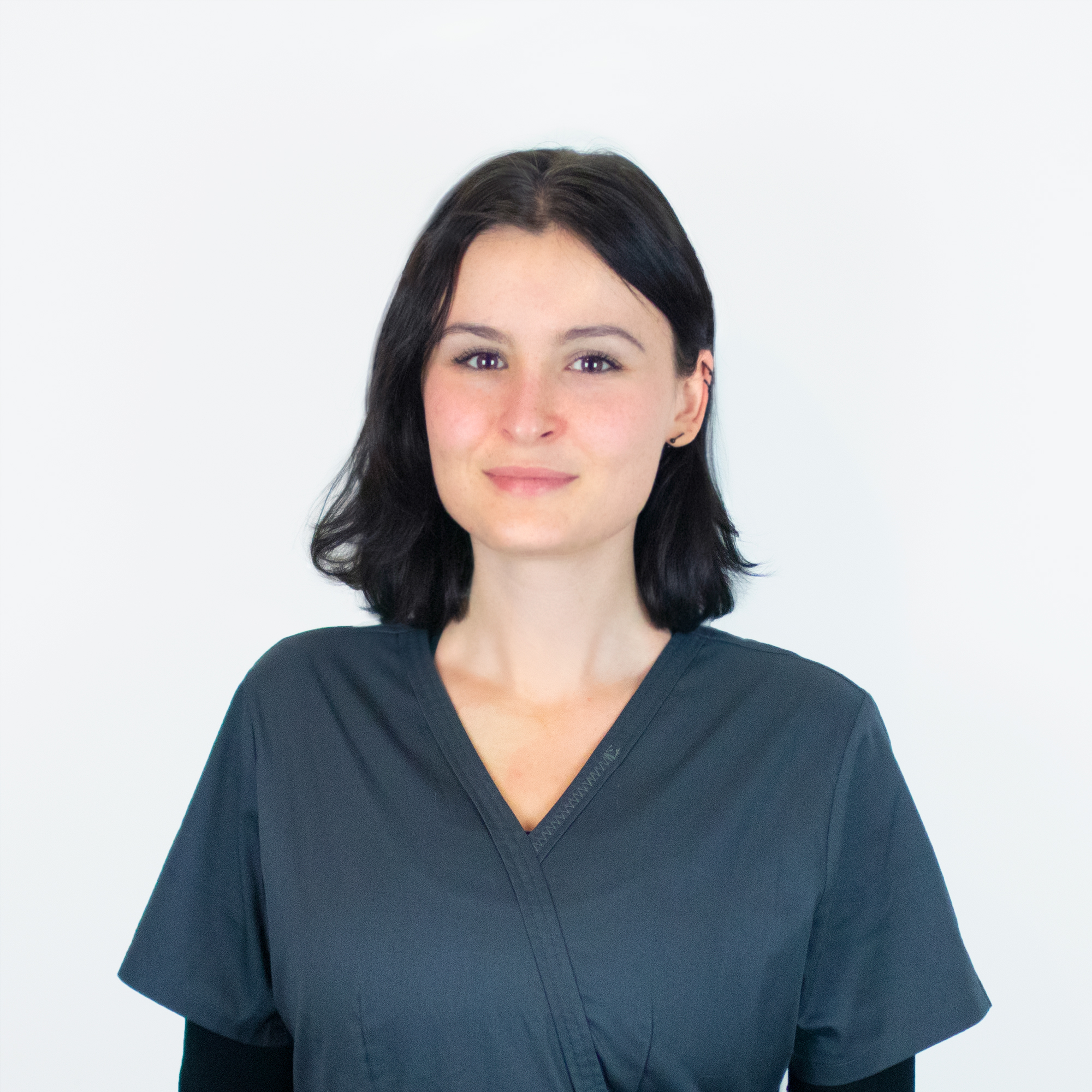 Zdjęcie portretowe pracowniczki lecznicy weterynaryjnej spec. ds. marketingu